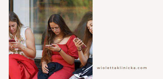 Perfekcja w sieci – teatr, w którym sprzedajesz siebie za kilka lajków